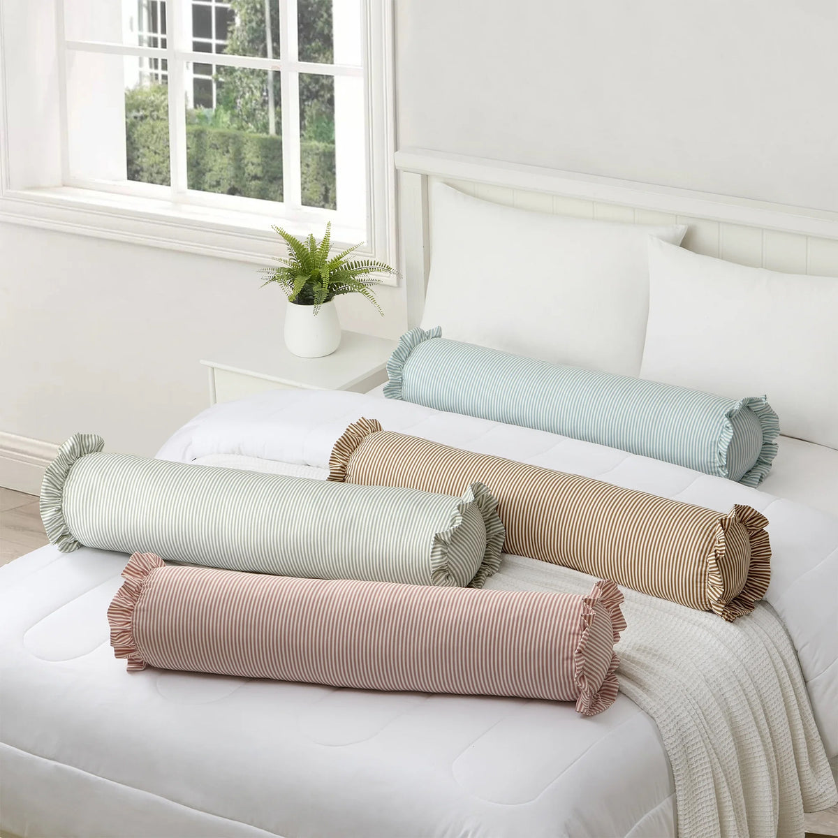 Pillow Classique, traversin rayé à volants