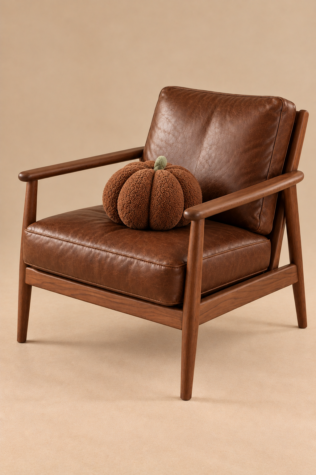 Pumpkin marron tige verte sur fauteuil brun — vue trois-quarts