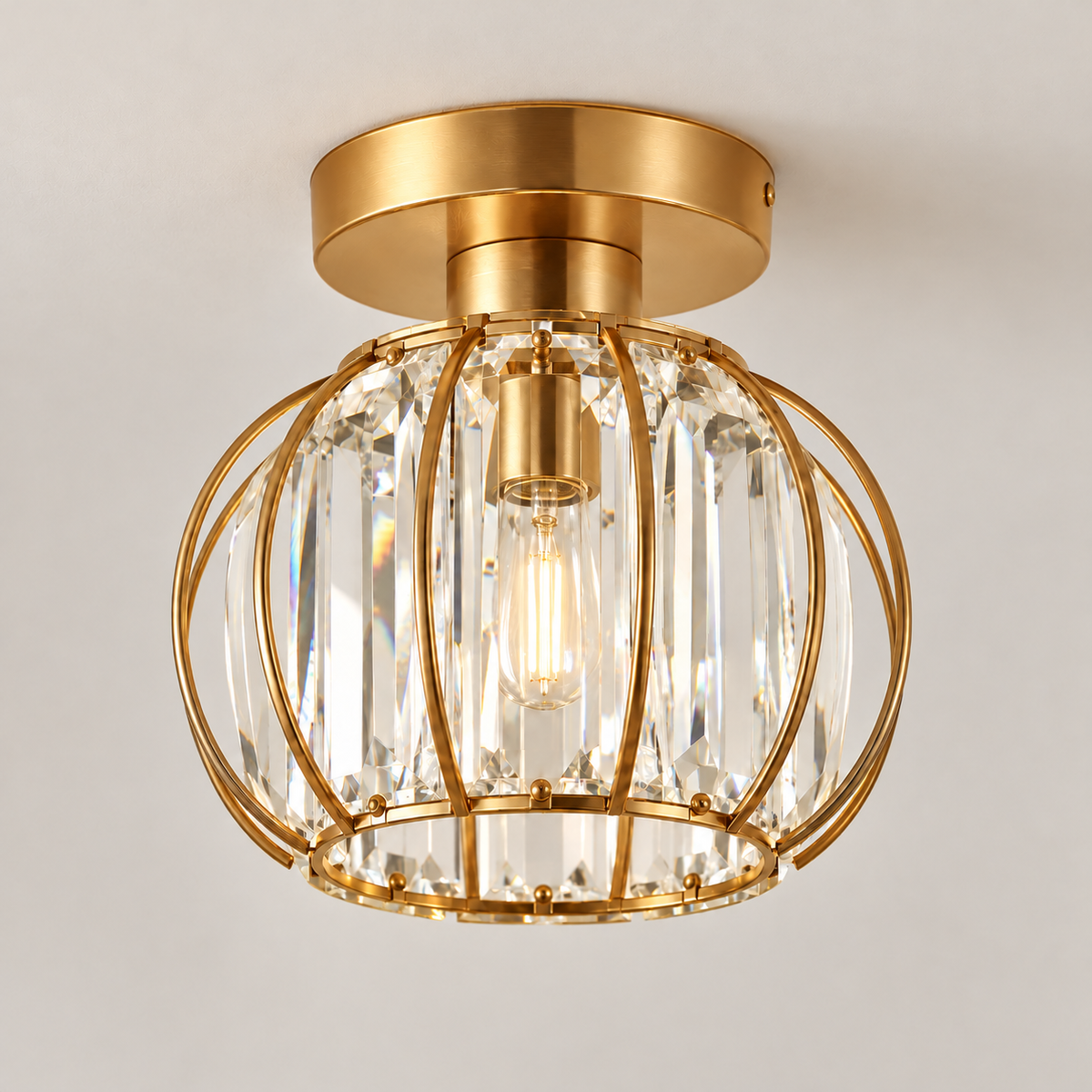 Plafonnier Style D doré — vue frontale studio