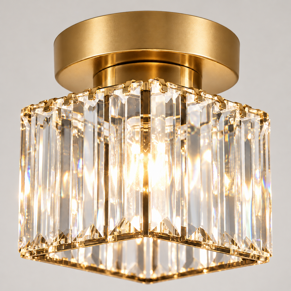 Plafonnier Style C doré — vue frontale studio